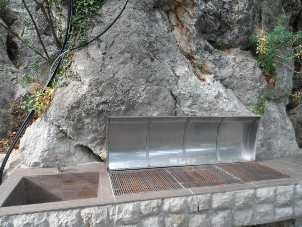 Pataki Guesthouse Petrovac Eksteriør bilde