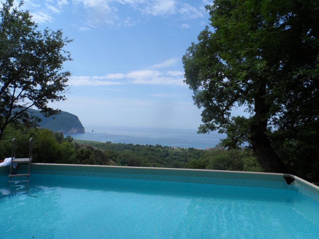 Pataki Guesthouse Petrovac Eksteriør bilde