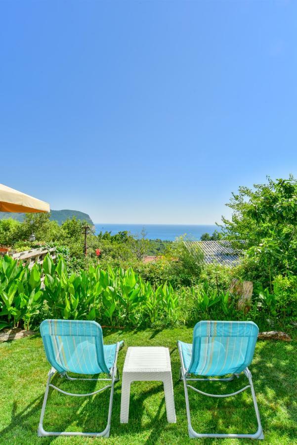 Pataki Guesthouse Petrovac Eksteriør bilde