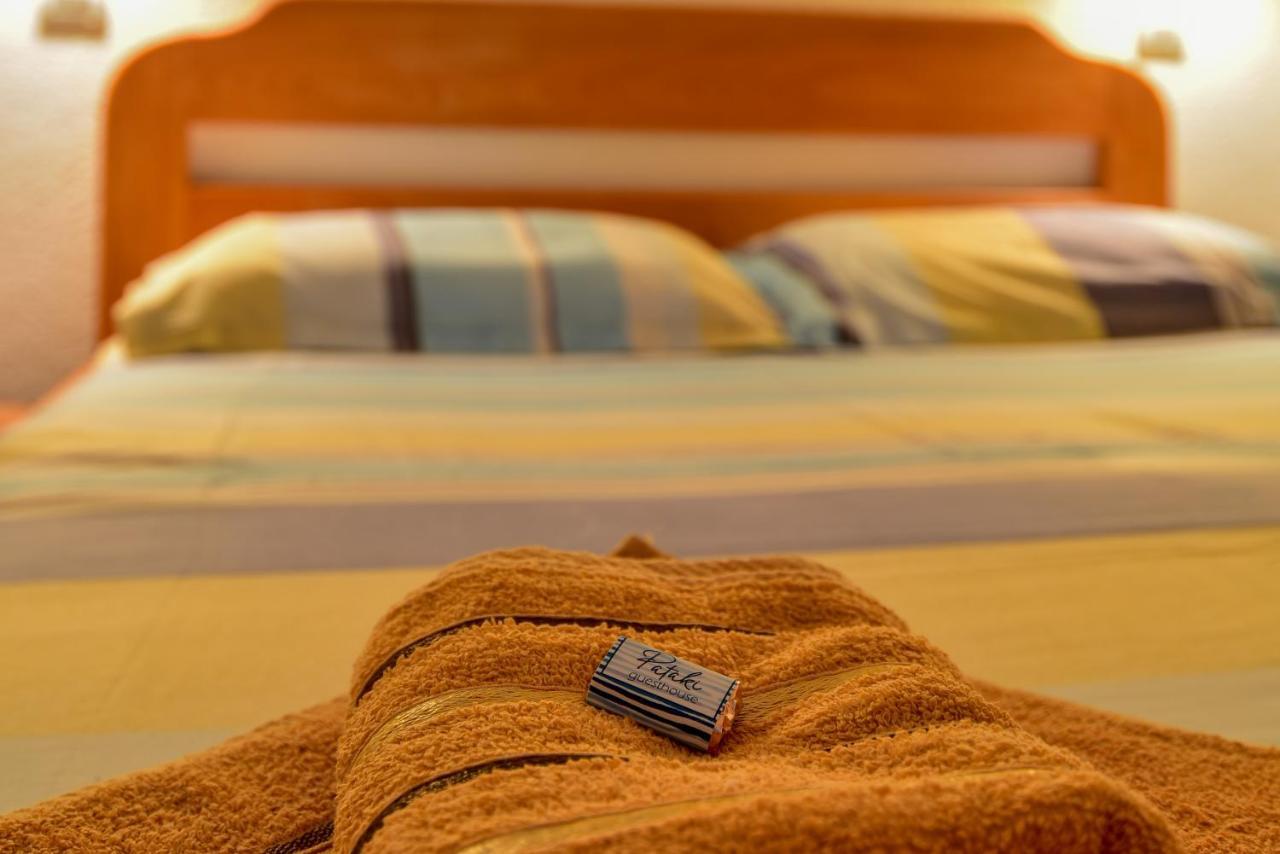 Pataki Guesthouse Petrovac Eksteriør bilde