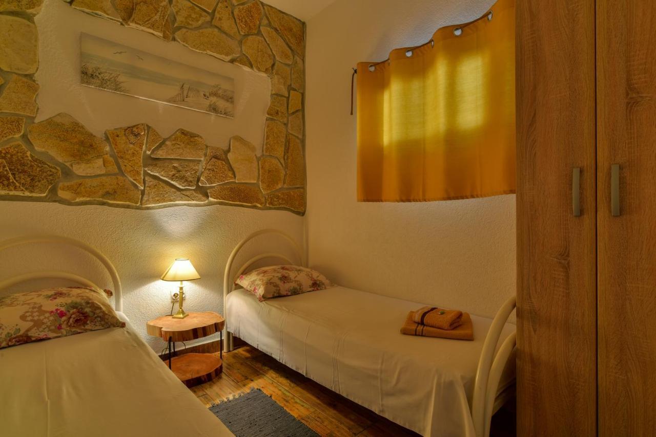 Pataki Guesthouse Petrovac Eksteriør bilde